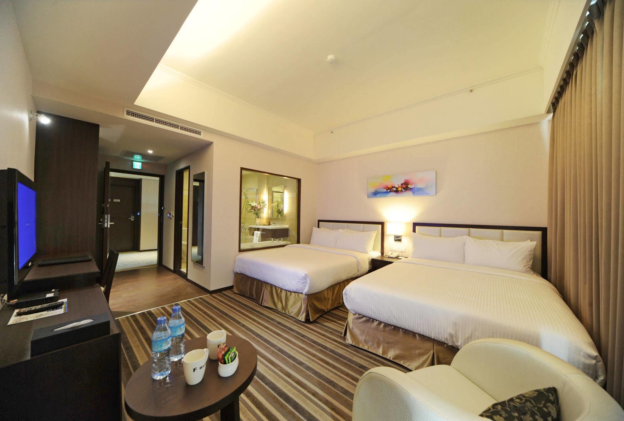 F Hotel - Hualien Extérieur photo
