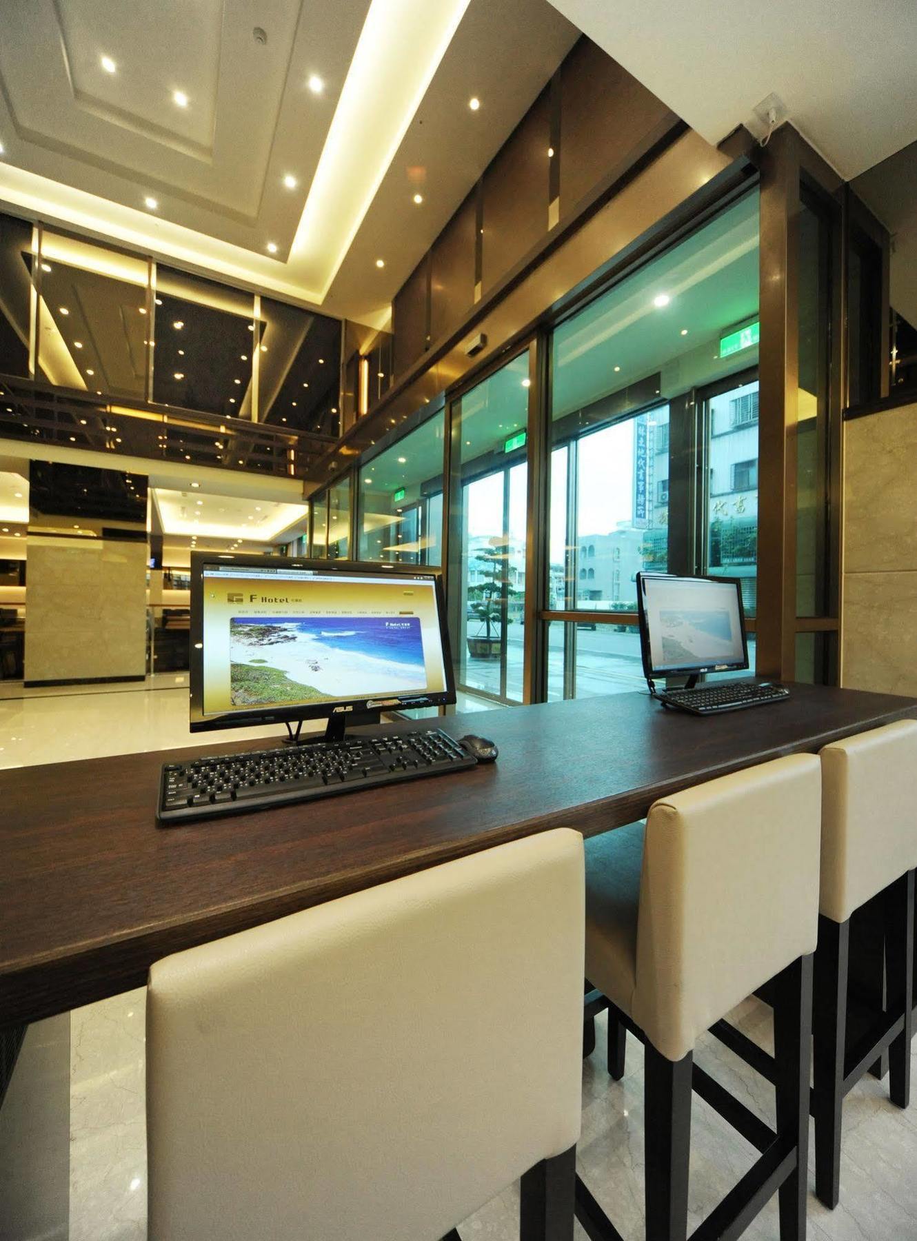 F Hotel - Hualien Extérieur photo