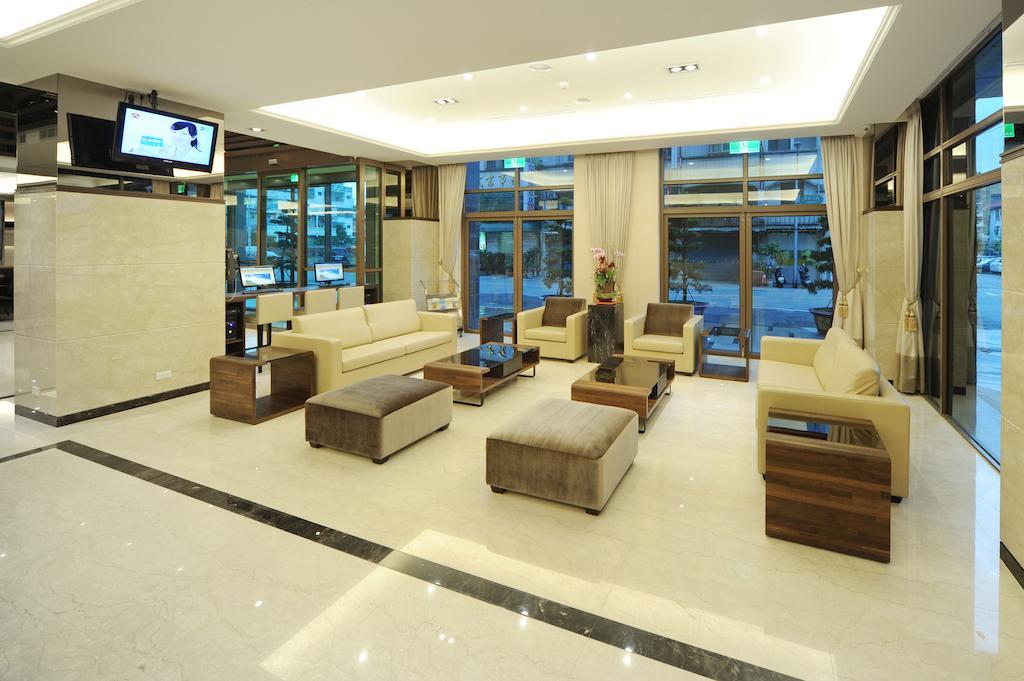 F Hotel - Hualien Extérieur photo